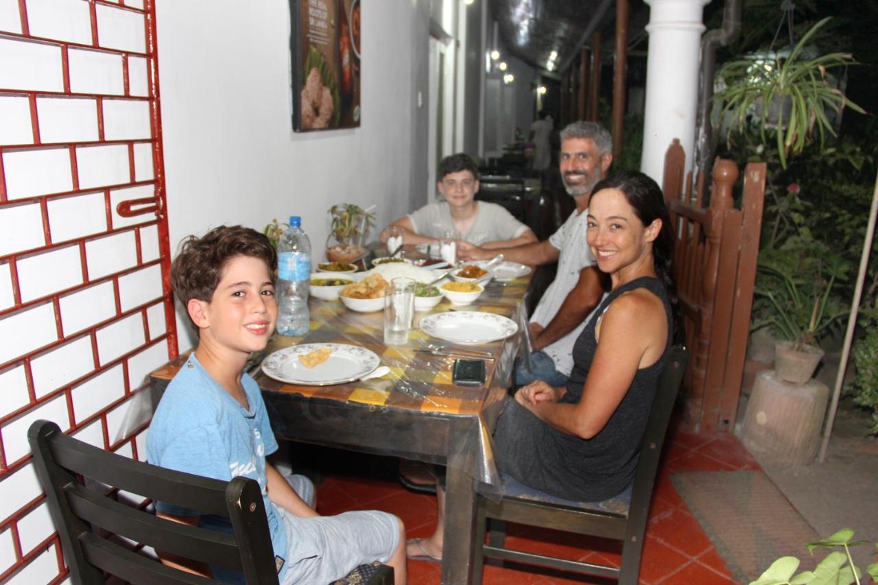 Hotel Old Dutch House Galle Esterno foto